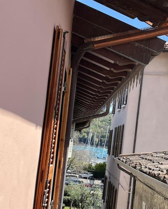 La Piccola Casa Al Lago - Intera Casa Con 3 Camere E 2 Box サロ エクステリア 写真